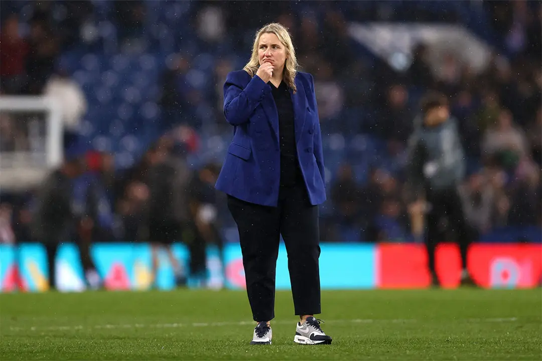 Lo denuncia Emma Hayes: "Estoy destrozada por mis jugadoras. Nos han robado"