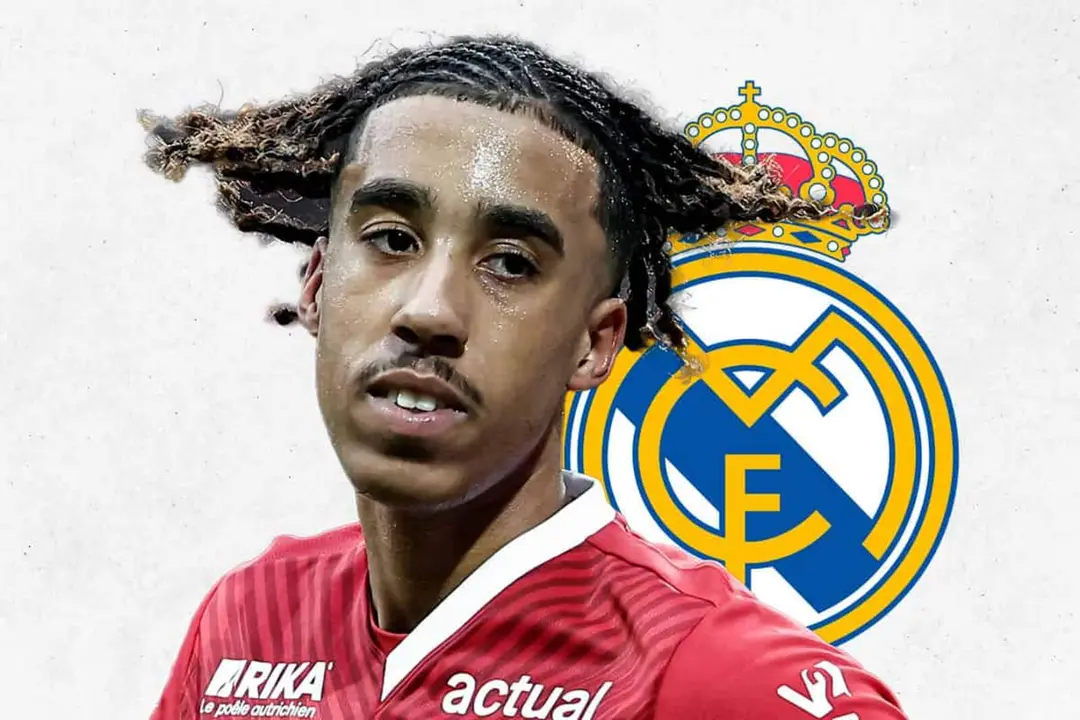 Leny Yoro solo piensa en el Real Madrid