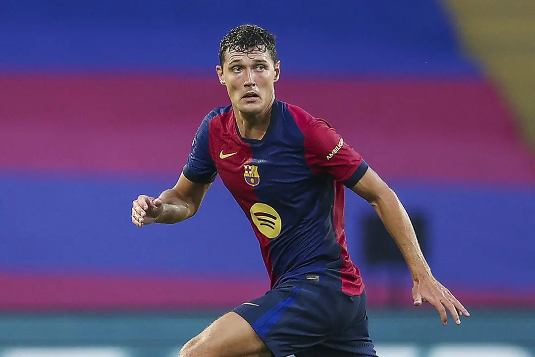 Andreas Christensen durante un partido con el Barcelona