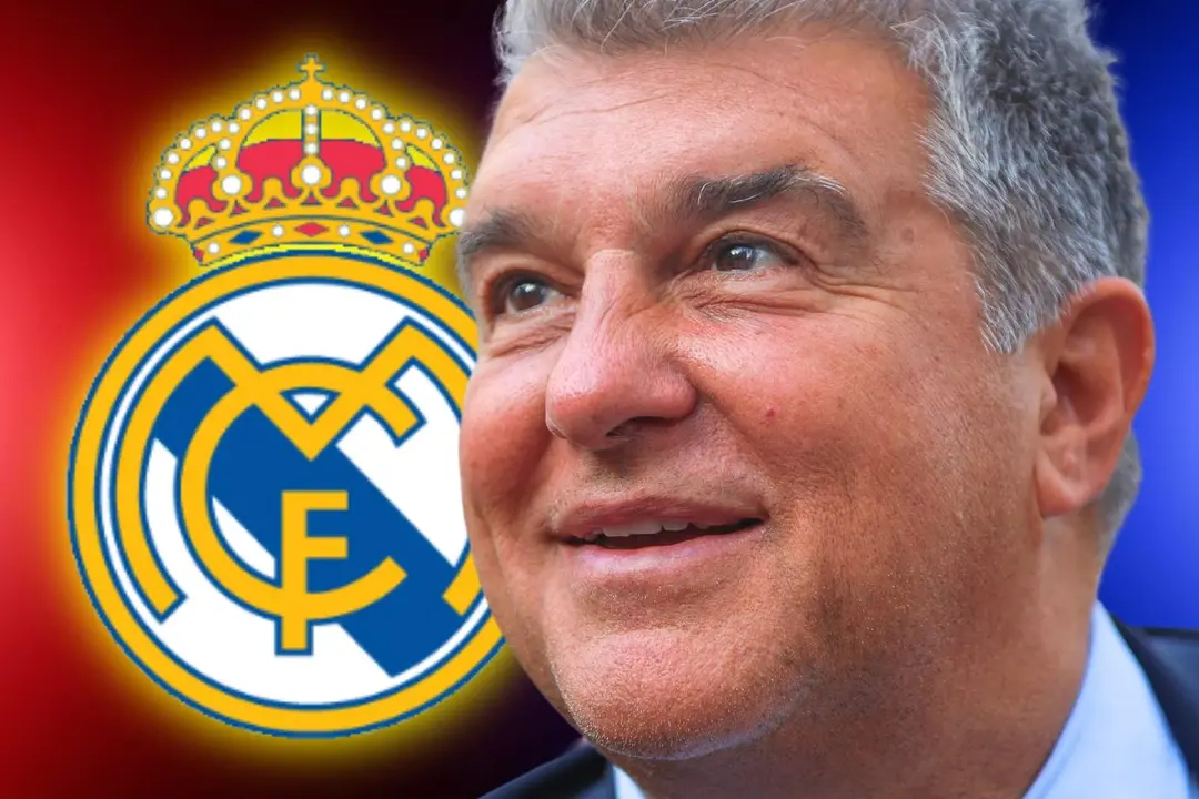 Laporta y el escudo del Madrid