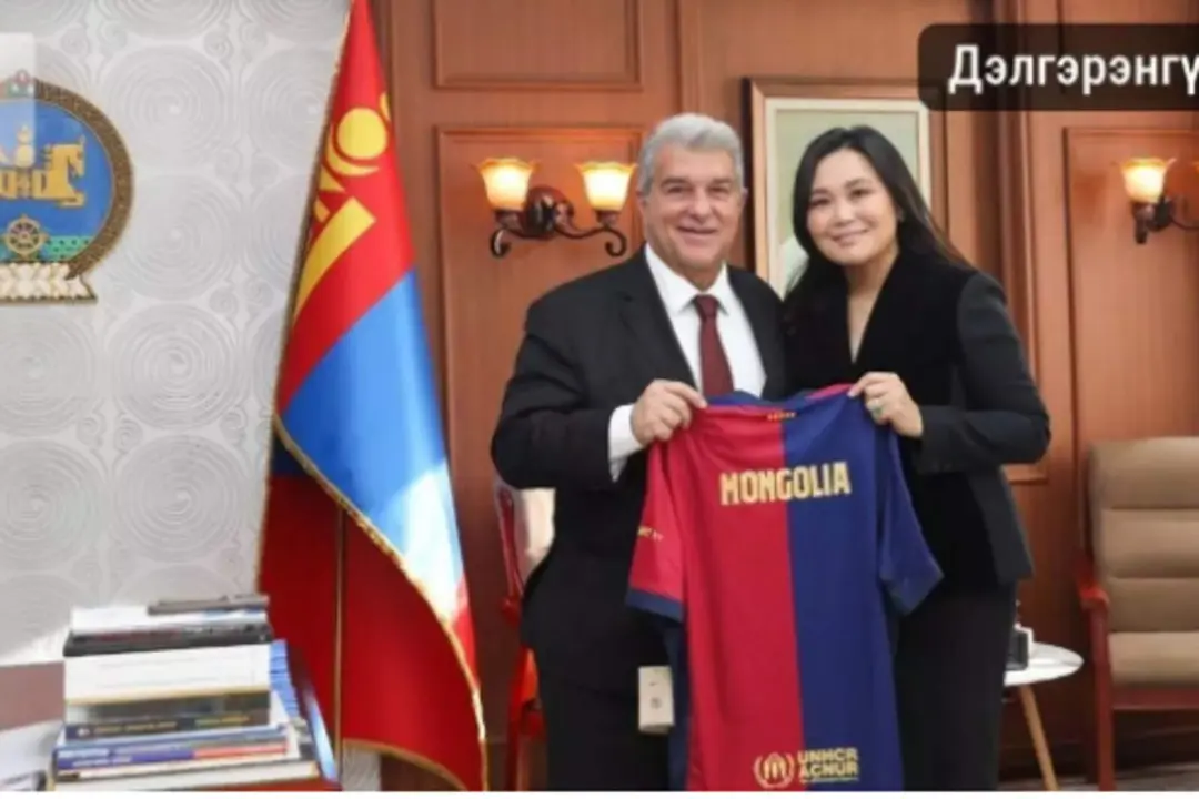 Laporta, con la ministra de Cultura de Mongolia