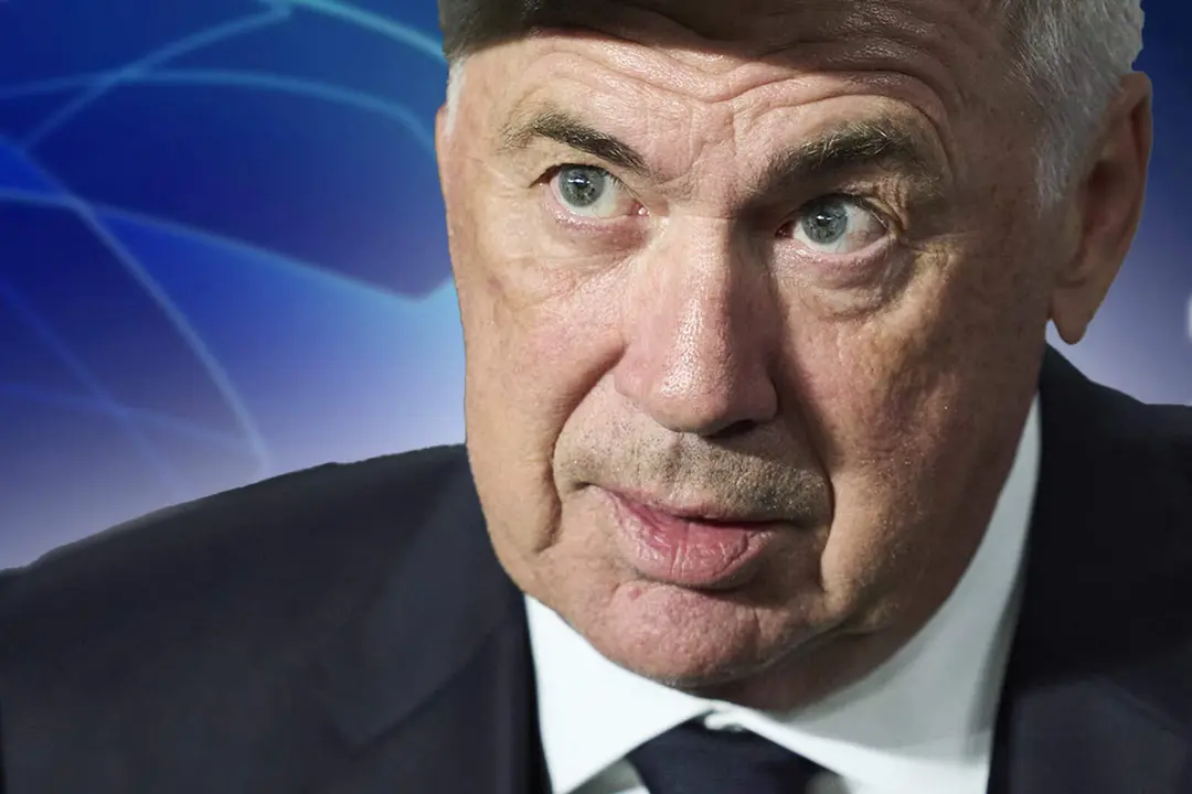 Carlo Ancelotti se ve en la final de la Champions League