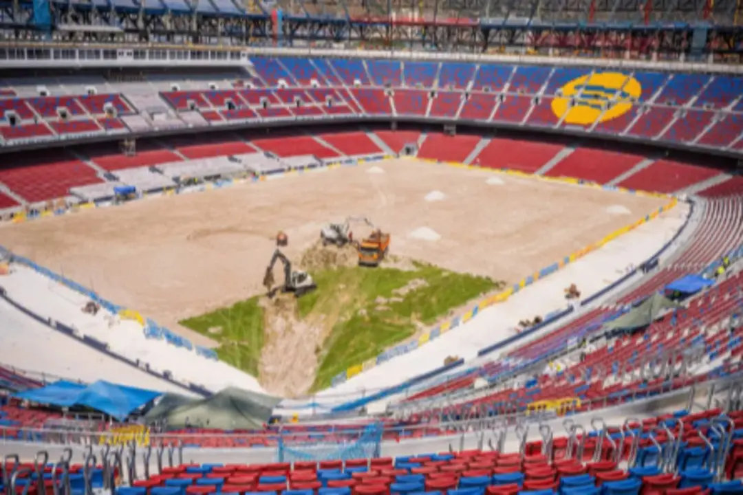 Laporta se plantea retrasar hasta el verano de 2026 el regreso al Camp Nou