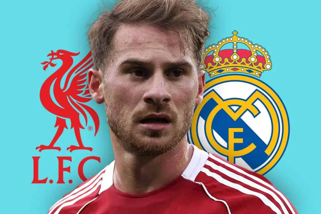 Alexis Mac Allister frente a los escudos de Liverpool y Real Madrid
