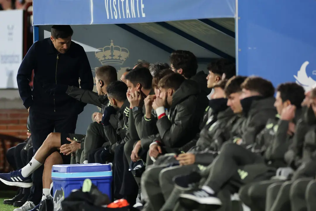 A Xabi Alonso le han hecho la cama