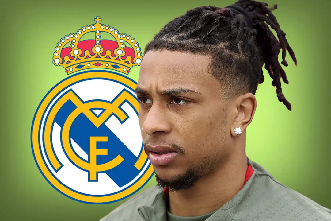 Michael Olise y el escudo del Real Madrid