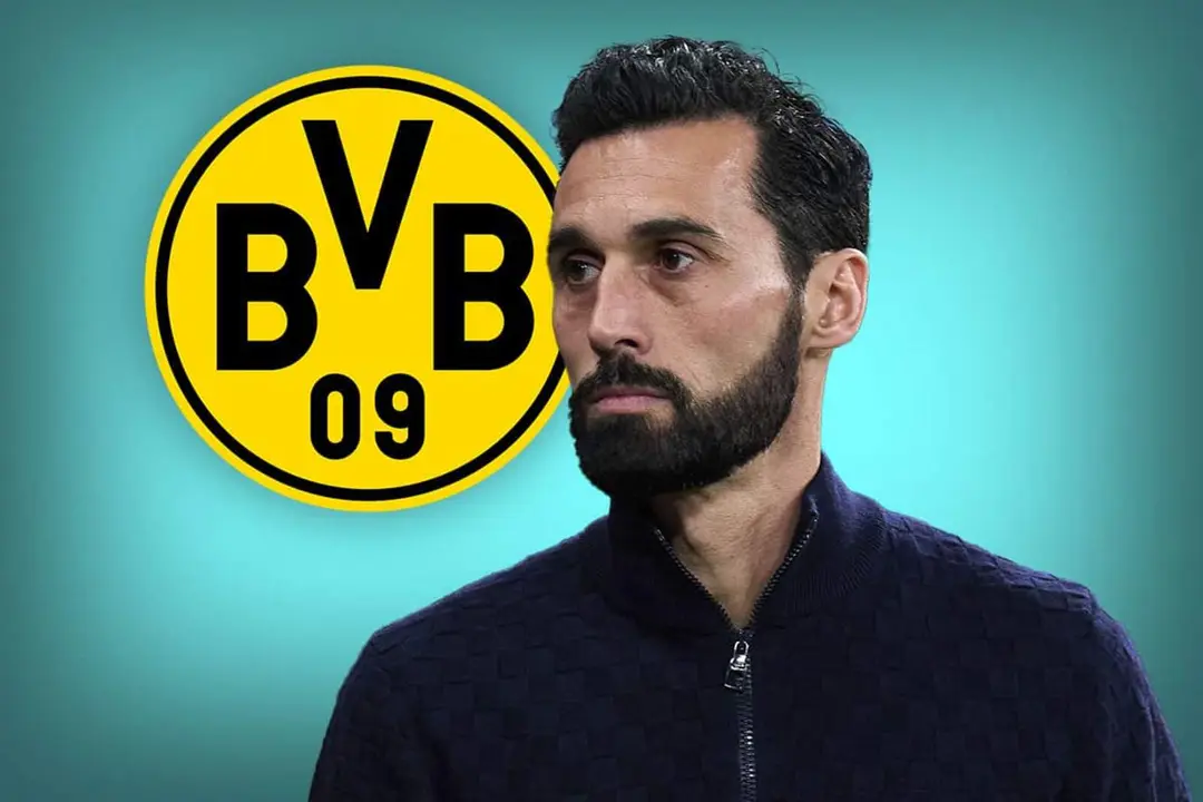 Arbeloa y el escudo del Borussia Dortmund