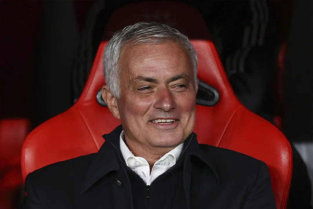 Jos&eacute; Mourinho en el banquillo del Benfica | Getty Images