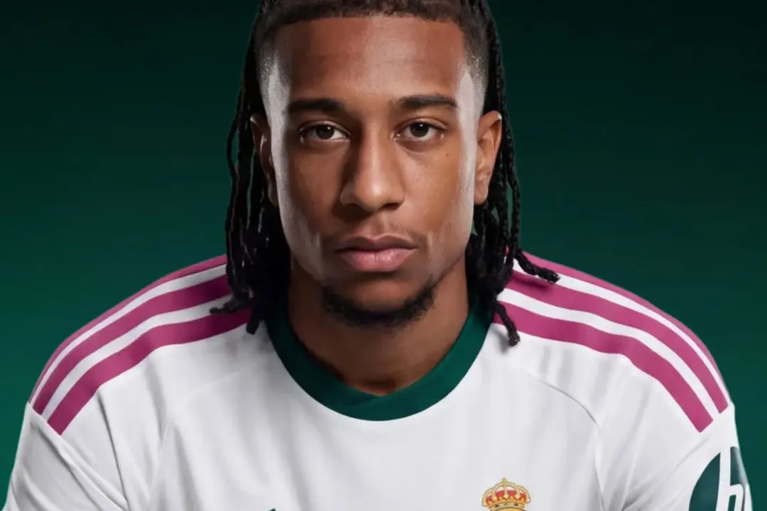 Fotomontaje de Michael Olise con la camiseta del Real Madrid | Foto: @themadridviews