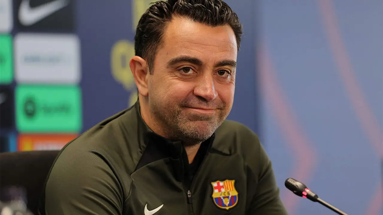La continuidad de Xavi supone un problema para Vitor Roque