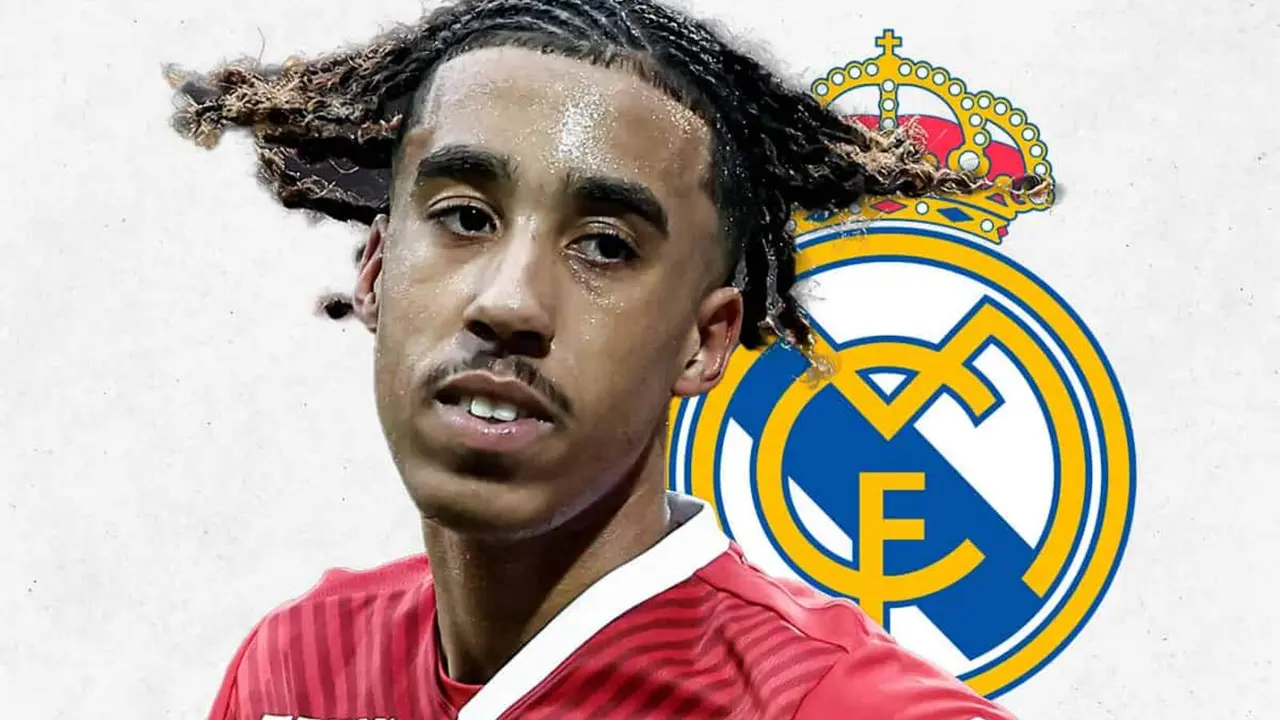 Leny Yoro solo piensa en el Real Madrid