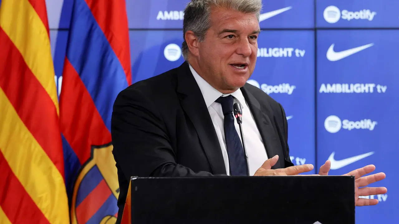 Joan Laporta ha dedicado la mitad de su discurso a lanzarle flores a Deco
