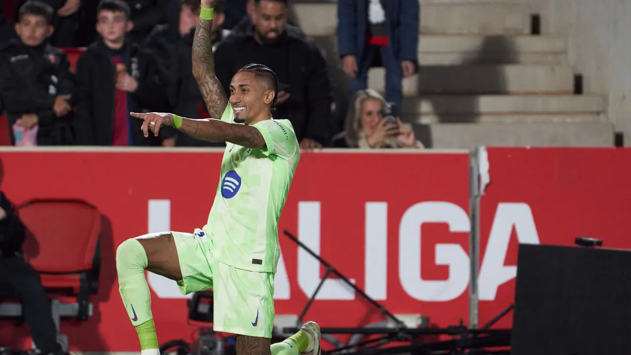 Raphinha, con un doblete, fue el MVP del partido