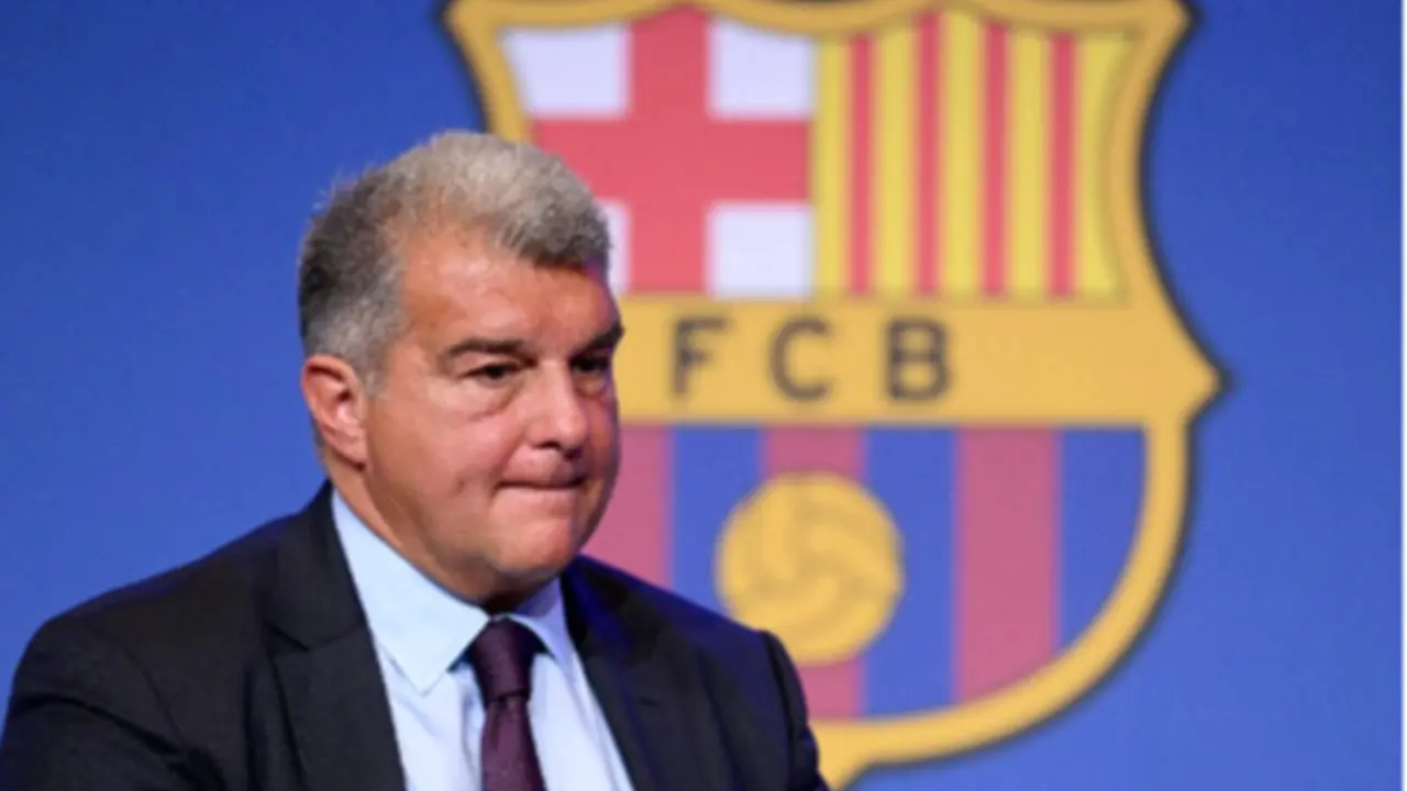 Joan Laporta busca para inscribir a Olmo los 60 millones que le dio al comisionista de Nike