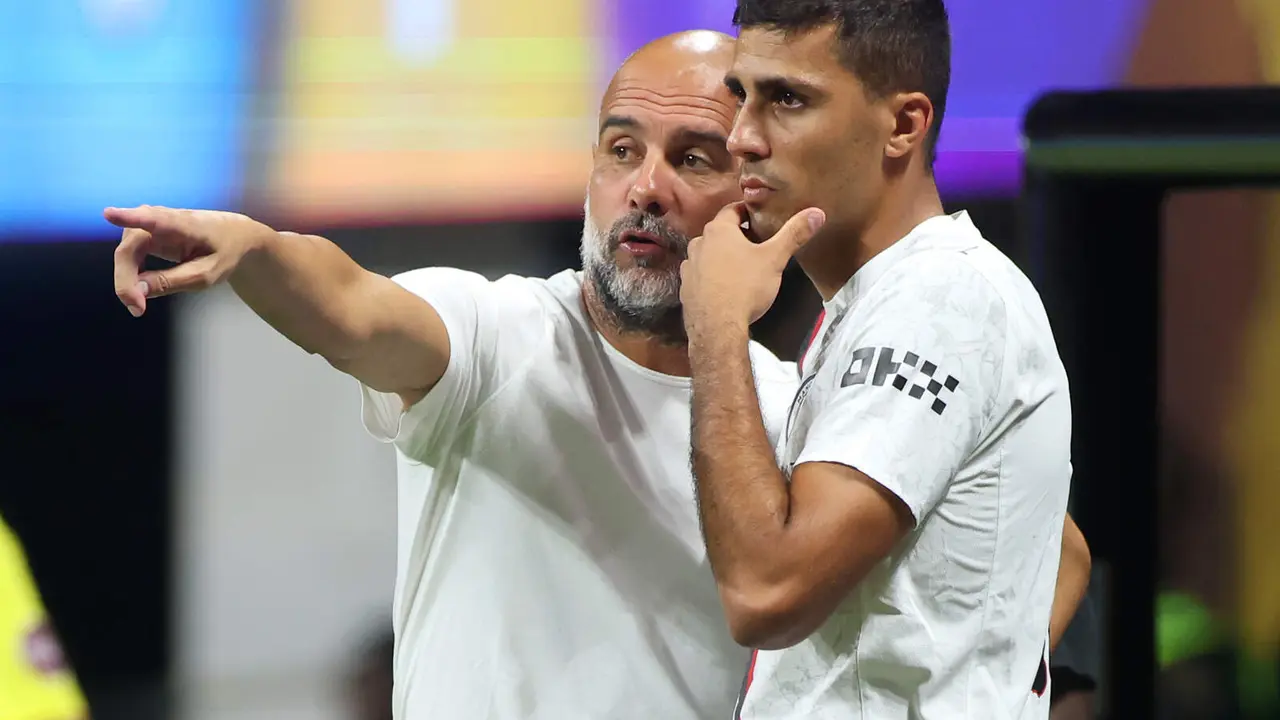 Pep Guardiola da v&iacute;a libre a la salida de Rodri | Getty Images