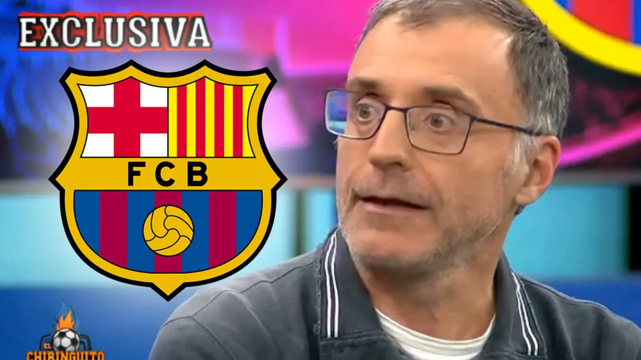Javi Miguel junto al escudo del FC Barcelona