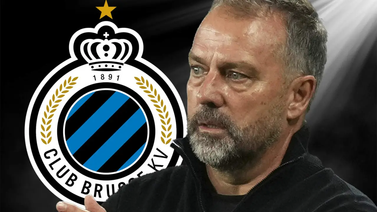 Hansi Flick junto al escudo del Brujas