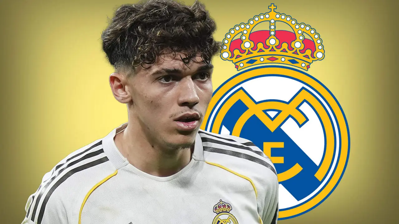 Thiago Pitarch y el escudo del Real Madrid
