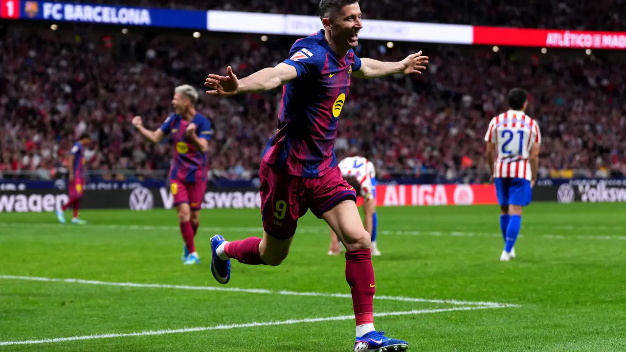 Lewandowski celebrando un gol con el FC Barcelona | Getty Images