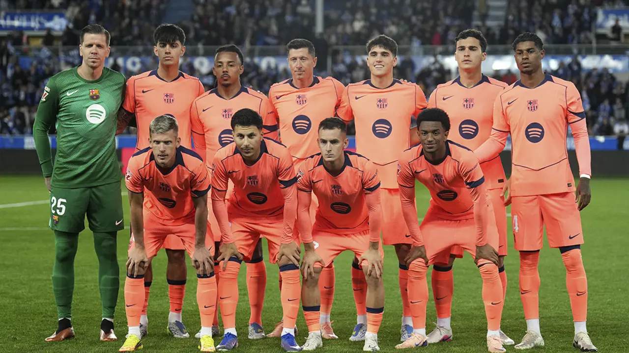 Jugadores del FC Barcelona, posando antes del partido contra el Alav&eacute;s | Getty Images