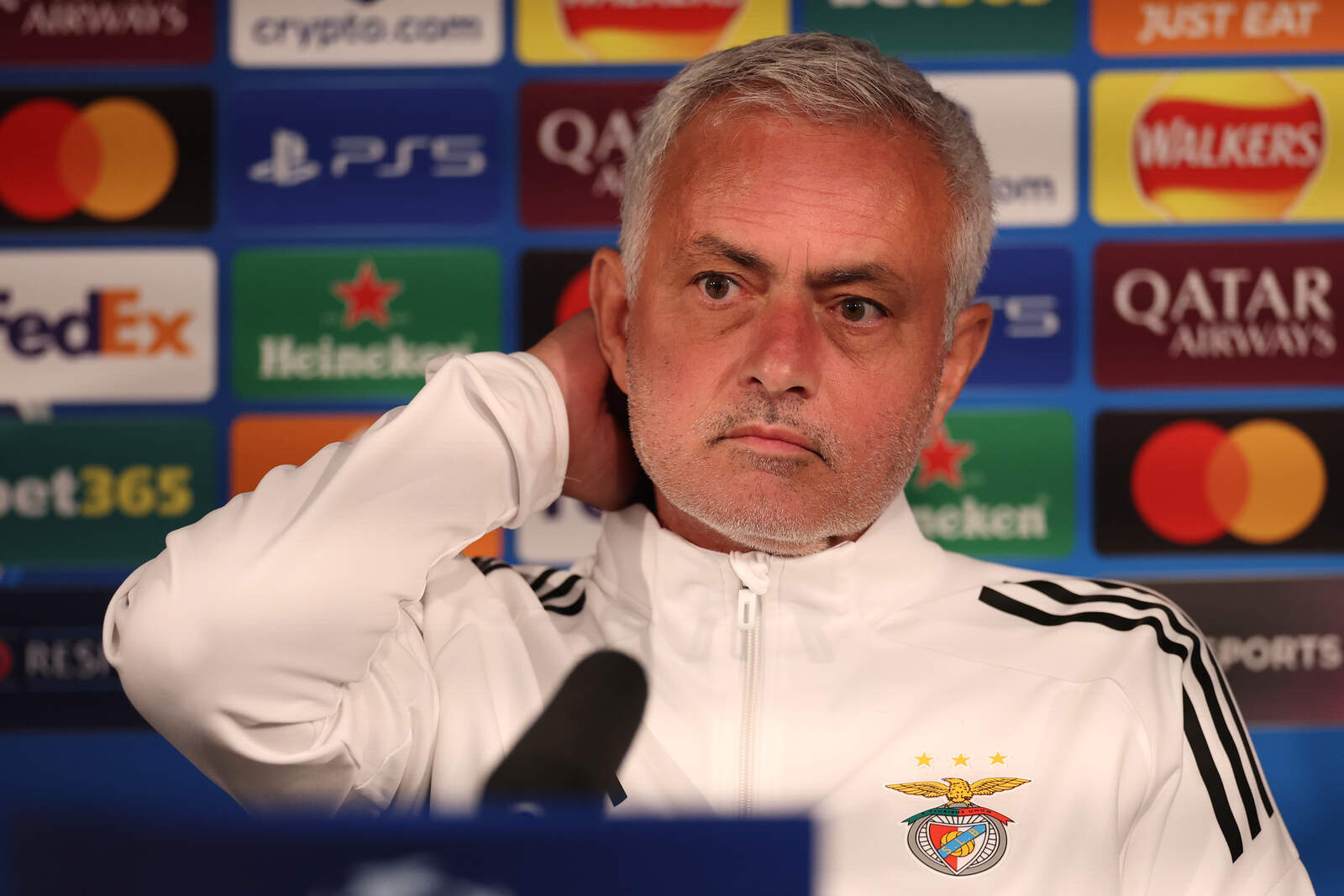 José Mourinho, en rueda de prensa con el Benfica | Getty Images