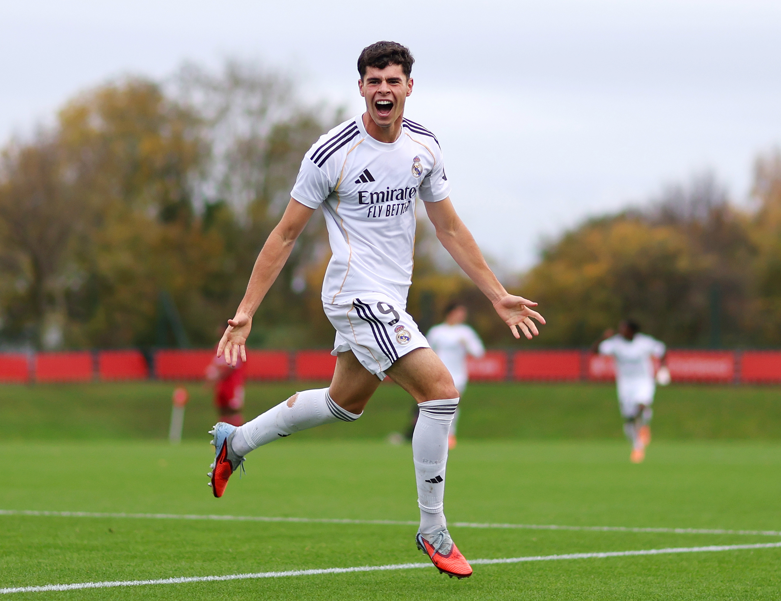 Jacobo Ortega celebrando un gol con la cantera del Real Madrid | Foto: Lewis Storey (Getty Images)